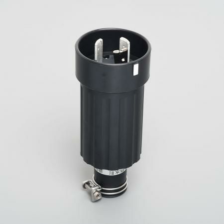 31062R  アメリカン電機  引掛形 プラグ(ゴムカバー） 3P 100A 600V