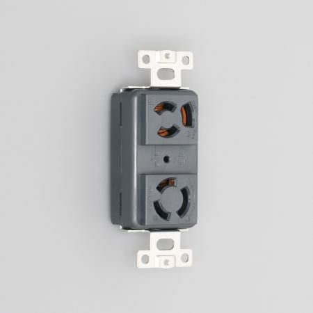 3110HCDZ-BK アメリカン電機 複式横型埋込コンセント 黒 接地形2P 15A 125V 平刃型+引掛形 コンビ