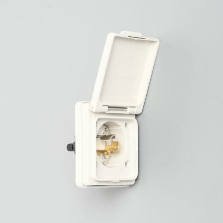 3115NW-L5 アメリカン電機  防水形フランジインレット ナイロン製 接地形2P 15A 125V ＜引掛形 NEMA L5-15＞