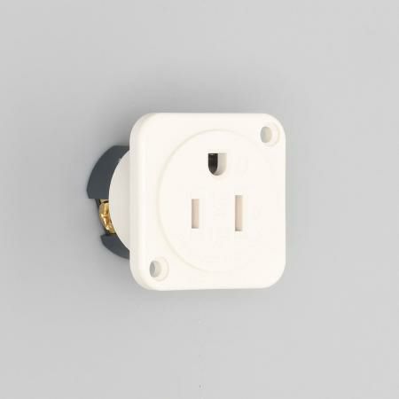 7117G-IV アメリカン電機 機器用アウトレット 白 接地形2P 15A 125V ＜平刃形 NEMA規格 5-15＞