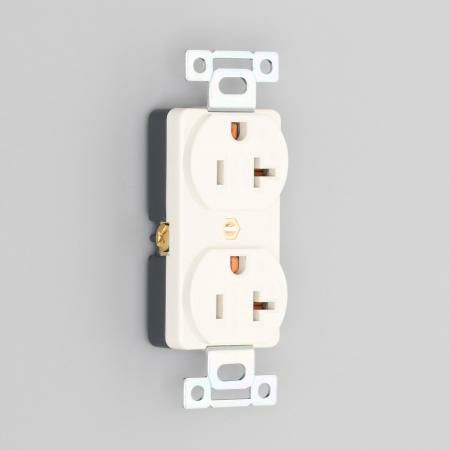 7210GD-IV アメリカン電機 複式埋込コンセント  白 接地形2P 20A 125V ＜平刃形 NEMA規格 5-20＞