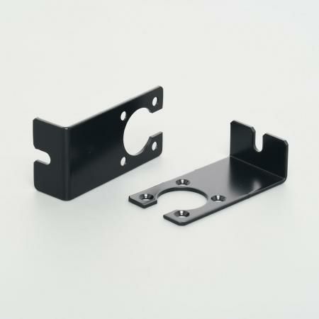 HKC-SPT40B アメリカン電機  1Uコンセントバー用40mmブラケット 黒 2個入リ