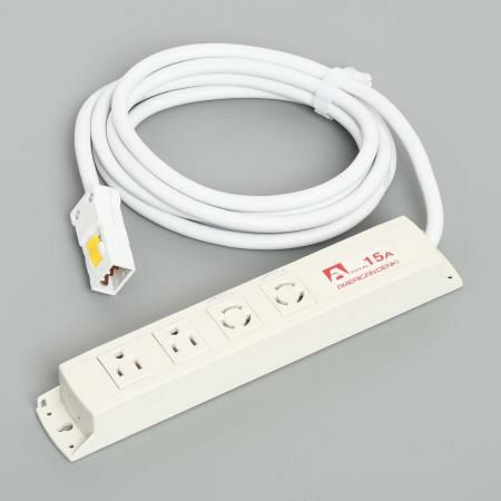KC1026  アメリカン電機  コンビ OAタップ4ケ口 コ-ドセット 接地2P 15A 125V