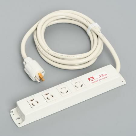 KC1045  アメリカン電機  コンビ OAタップ4ケ口 コ-ドセット 接地2P 15A 125V