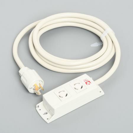 KC1070  アメリカン電機  引掛形 OAタップ2ケ口 コ-ドセット 接地2P 15A 125V