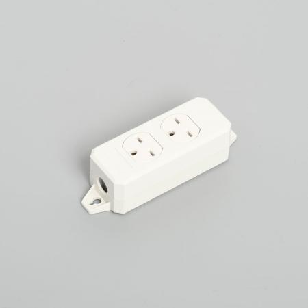 KU0710 アメリカン電機 OAタップ 2ケ口 コード無シ接地形2P 15A 125V ＜平刃形 NEMA規格 6-15＞
