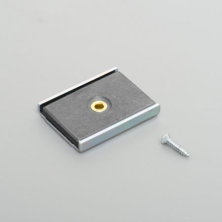 Z0206  アメリカン電機 強力大型マグネット 大 ネジ止メタイプ 4ヶ入