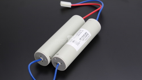FK747相当品(同等品) パナソニック製非常灯器具用交換電池 4.8V3000mAh 